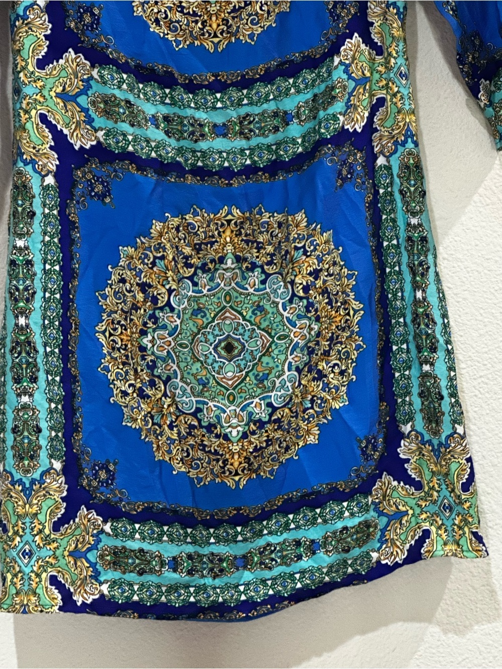 Blue Patterned Medallion Shift Dress / Laundry by Shelli Segal - Picture 2 of 8